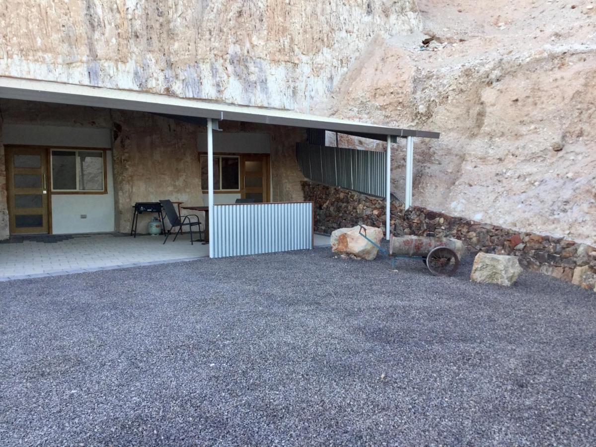Dug Out B&B Coober Pedy Εξωτερικό φωτογραφία