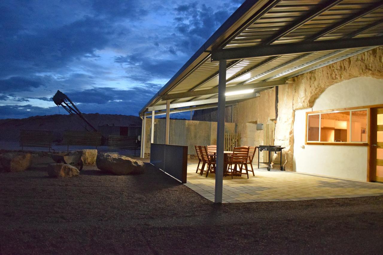 Dug Out B&B Coober Pedy Εξωτερικό φωτογραφία