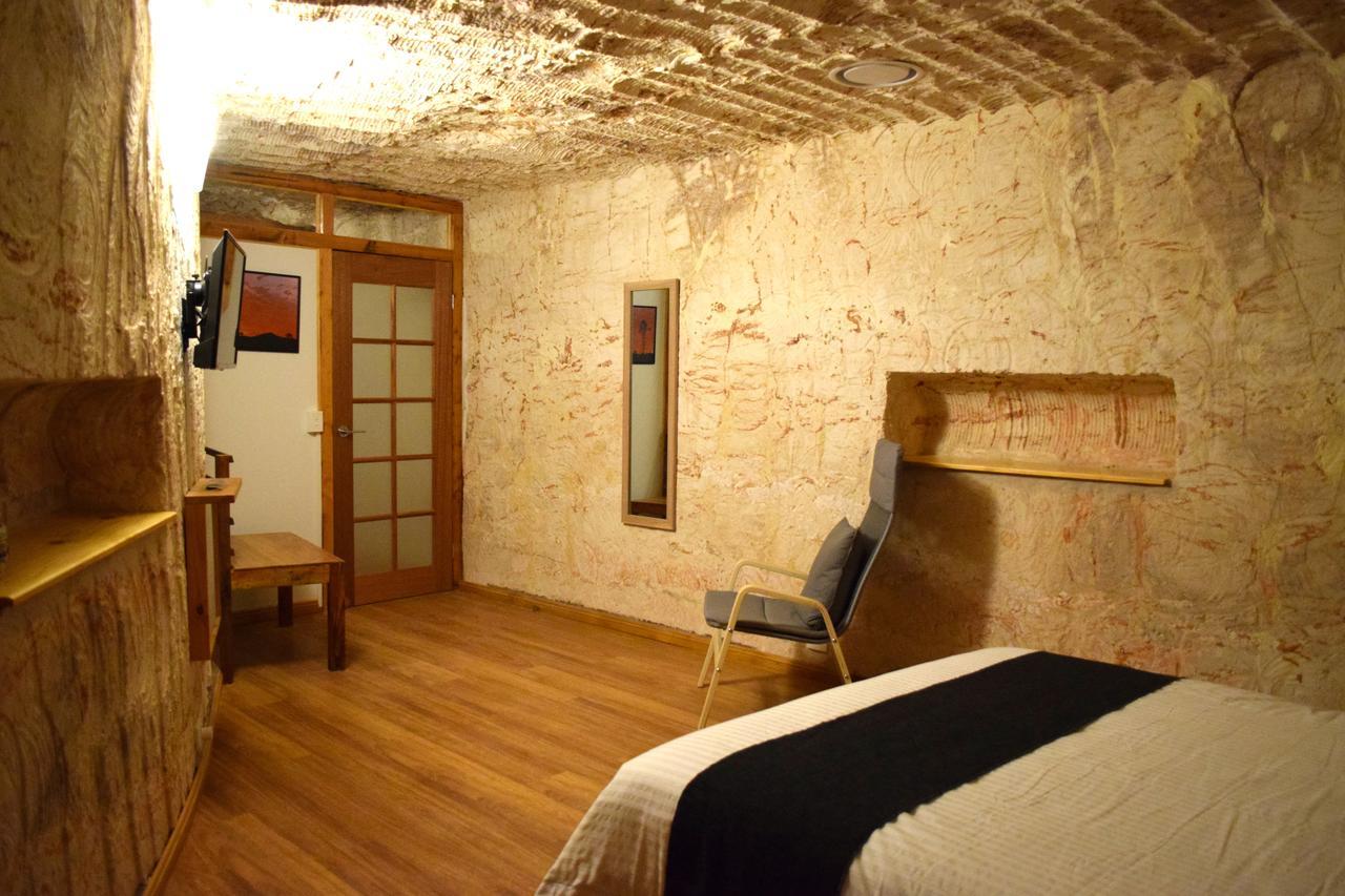Dug Out B&B Coober Pedy Εξωτερικό φωτογραφία