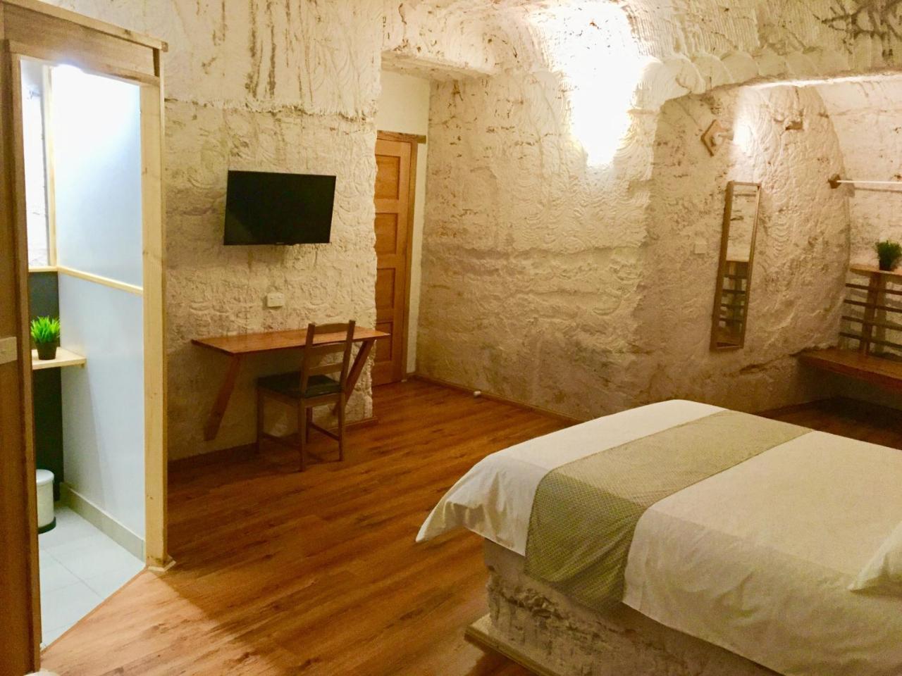 Dug Out B&B Coober Pedy Εξωτερικό φωτογραφία
