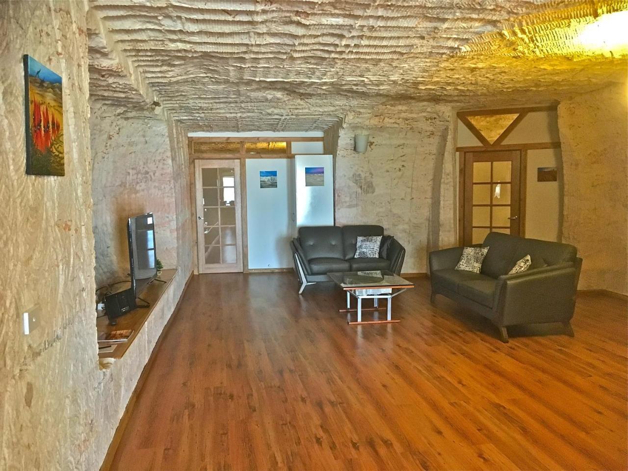 Dug Out B&B Coober Pedy Εξωτερικό φωτογραφία